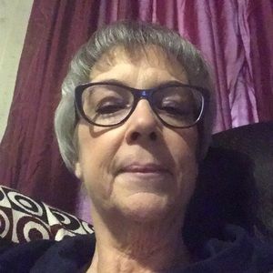 Meet your Posher, Connie